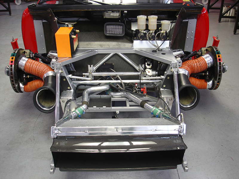 Illustration for article titled Ferrari F40 LM: Supercar Teardown